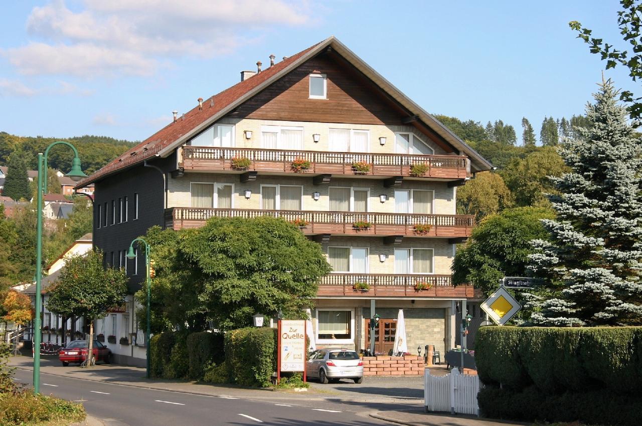 Gasthaus Zur Quelle 바트 마리엔베르크 외부 사진