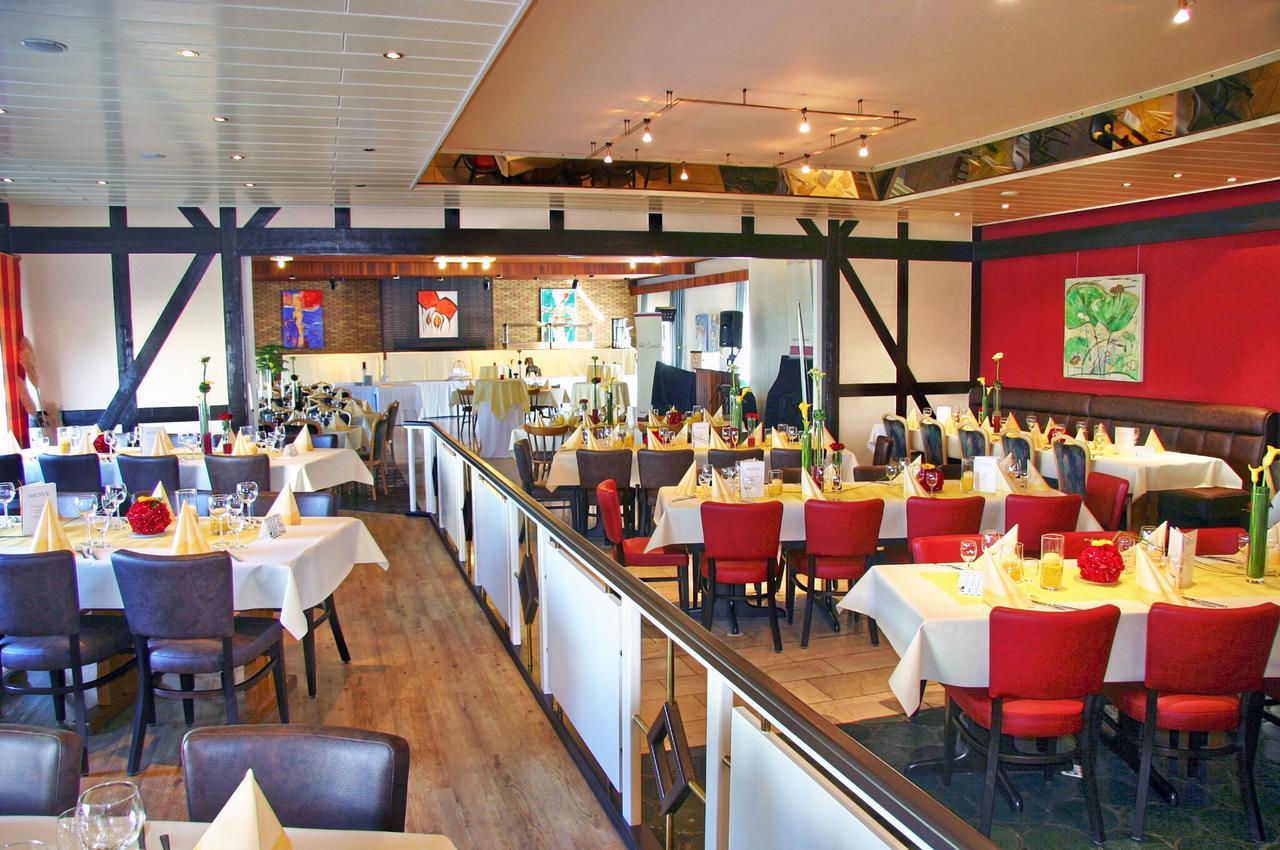 Gasthaus Zur Quelle 바트 마리엔베르크 외부 사진
