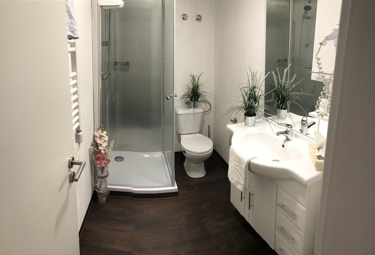 Gasthaus Zur Quelle 바트 마리엔베르크 외부 사진